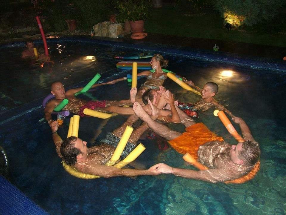 Holiday Vendeghaz Es Szabadidokert Jardanhaza ภายนอก รูปภาพ